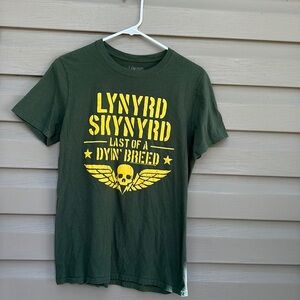 Lynyrd Skynyrd mens olive green & gold teeshirt